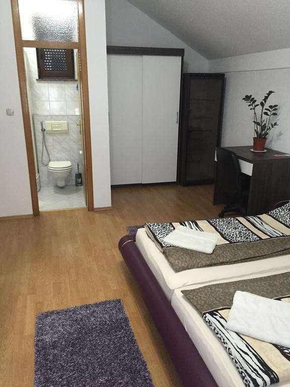 City Bridge Guest House Bihać Eksteriør billede